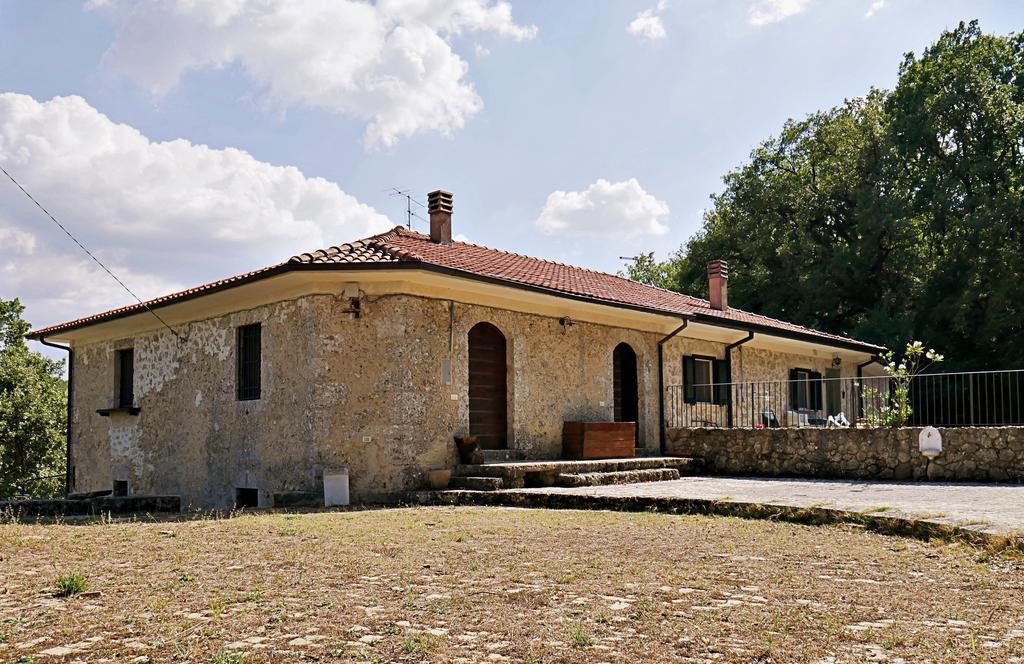 Chalet Colle Lo Zoppo Арпино Экстерьер фото