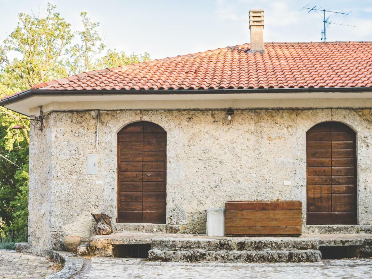 Chalet Colle Lo Zoppo Арпино Экстерьер фото